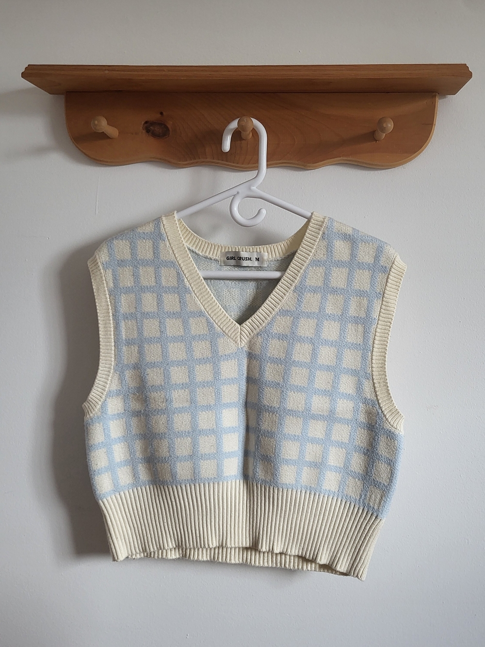 Cream & Light Blue Checked V-Neck Sweater Vest